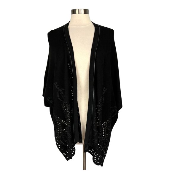 Chicos Womens Embroidered Eyelet Sweater Ruana Poncho Black size Small Medium - Picture 5 of 15
